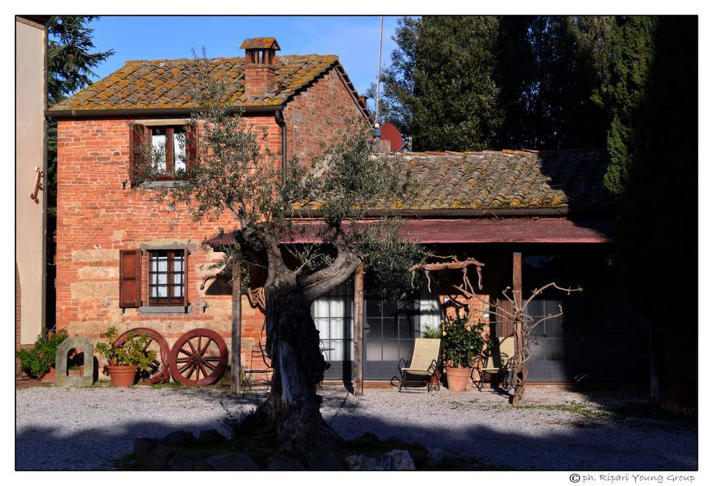 La Bandita Country Hotel Bettolle Exterior photo